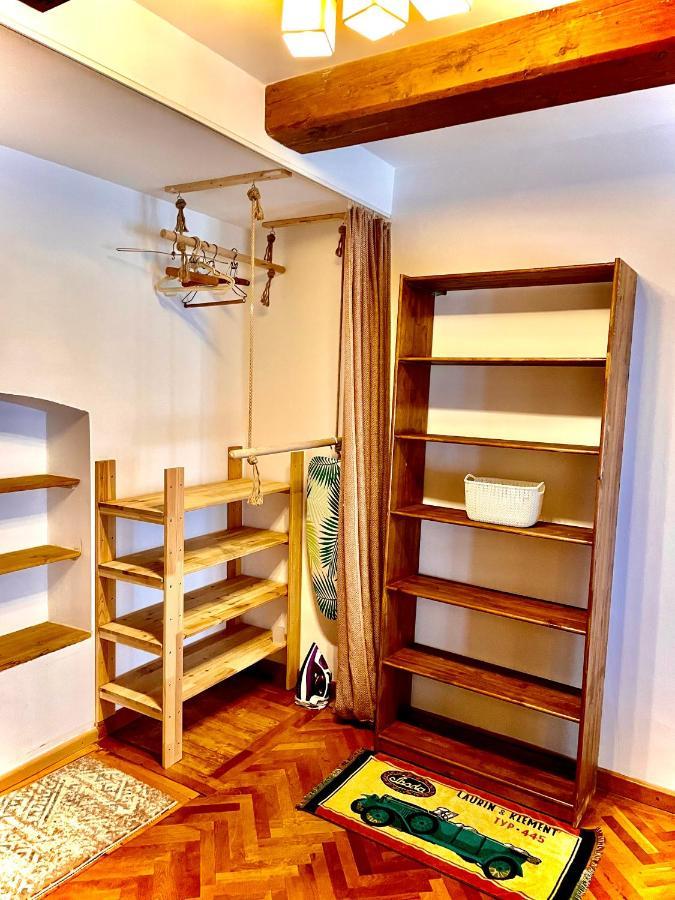 Apartament Rustic In Centrul Istoric Apartment Brasov Luaran gambar