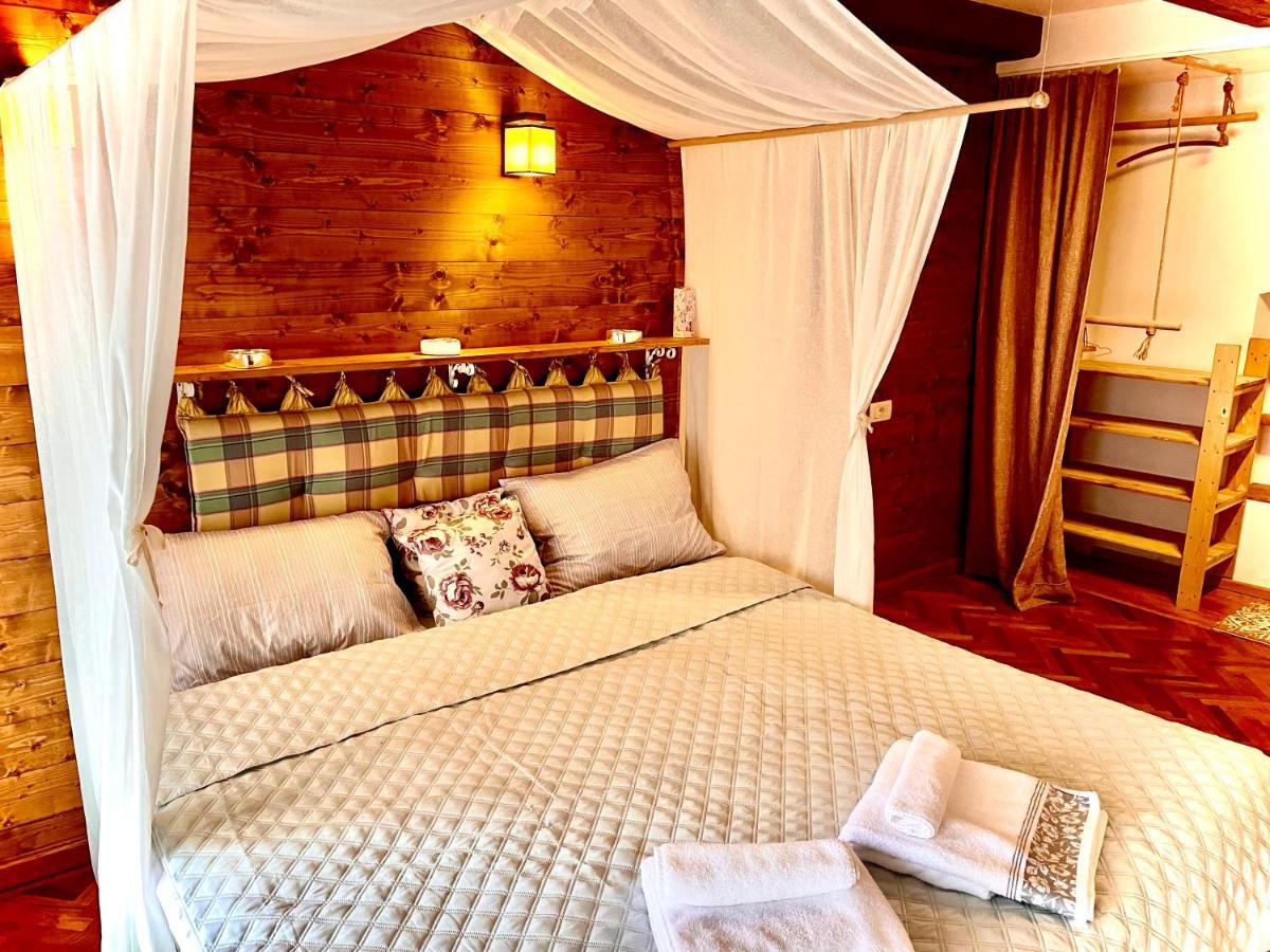 Apartament Rustic In Centrul Istoric Apartment Brasov Luaran gambar